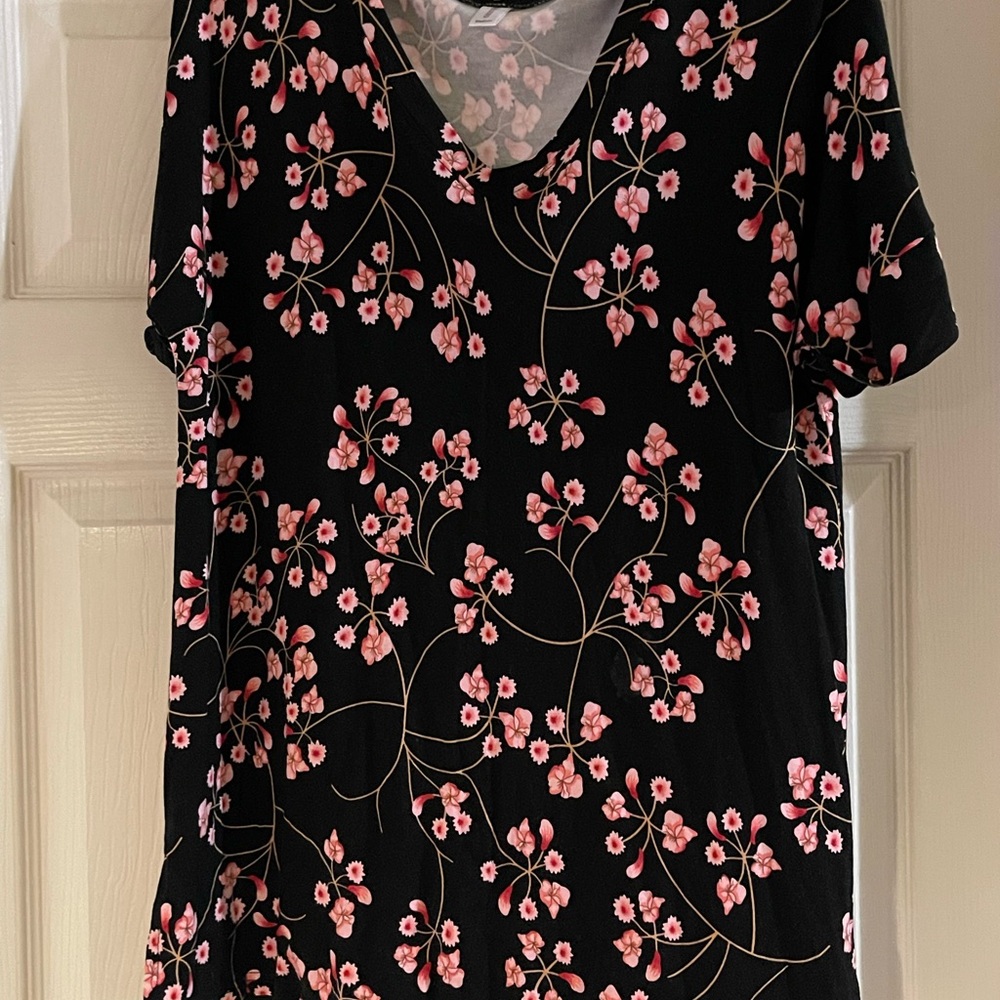 Floral Black and Pink Women's Top